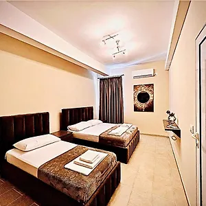  Apartment Kristian Albania