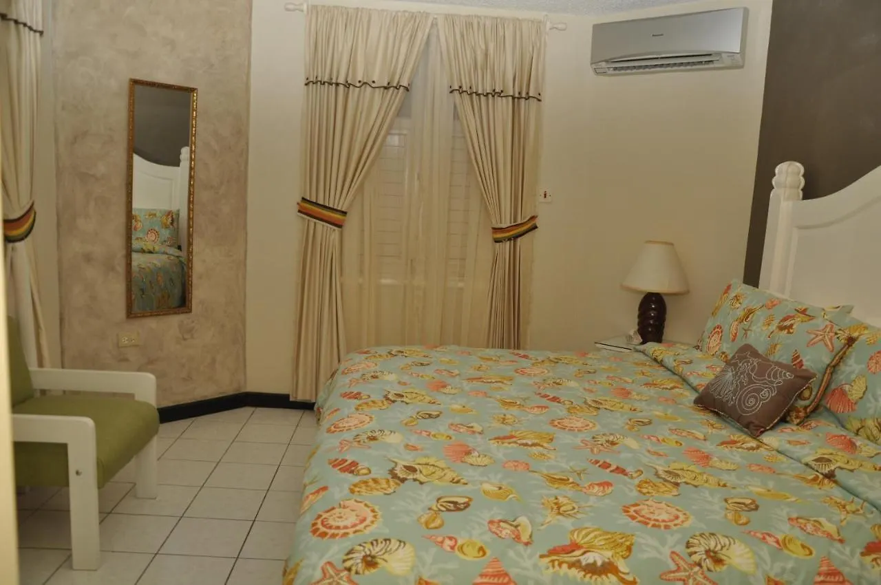 Marchabell By The Sea E22 Apartment Ocho Rios 0*,